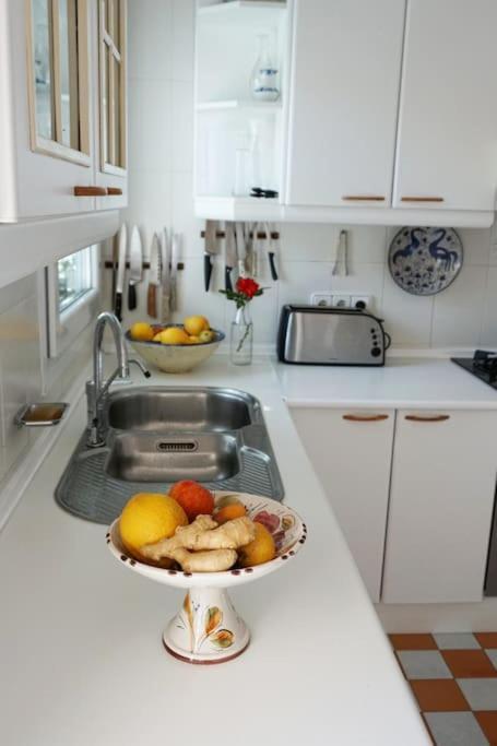 Private & Pool Nr Puerto Banus Villa Marbella
