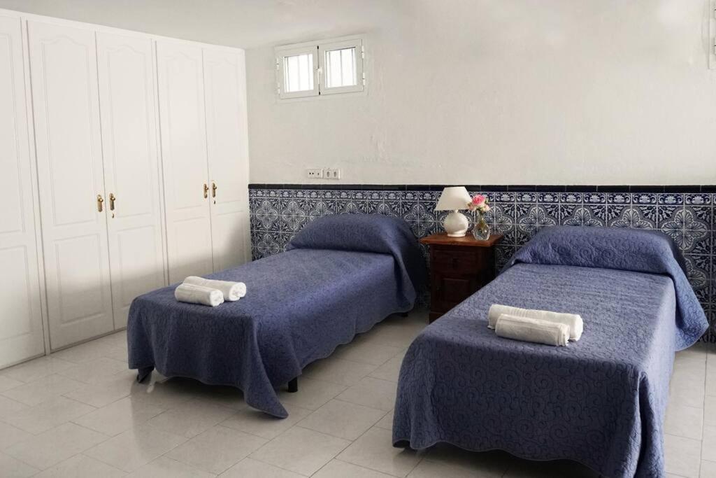 Private & Pool Nr Puerto Banus * Marbella